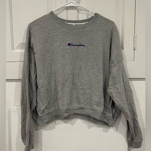 Greg champion long sleeve🤍